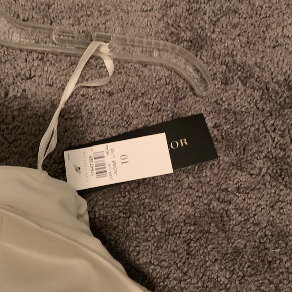 Ann Taylor Size 10 strapless Satin wedding dress - Picture 4 of 4